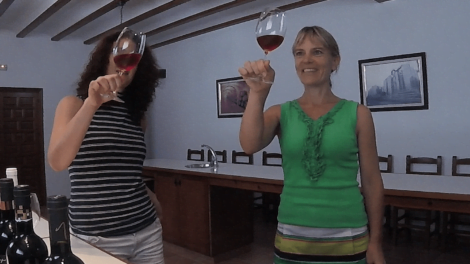 Heskia en Kim wijn proeven bij Las Virtudes Villena
